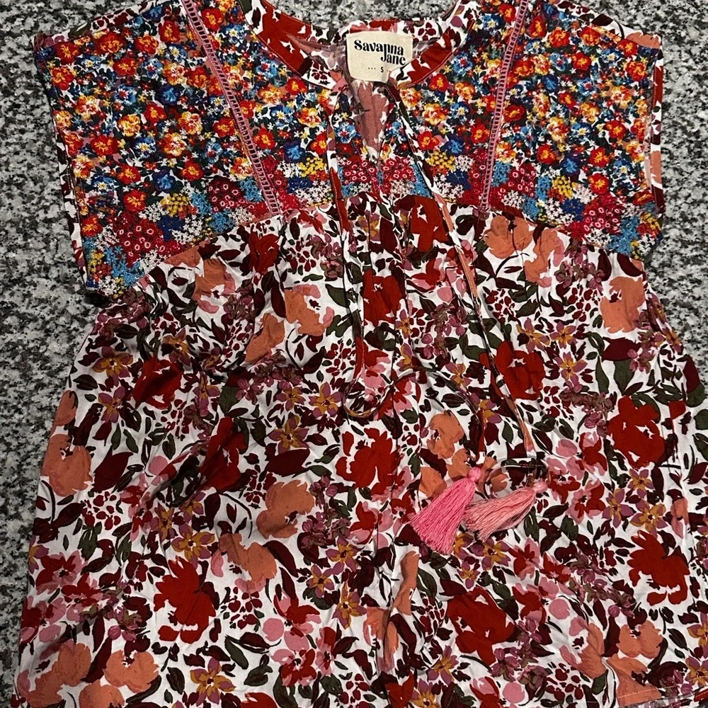 Savanna Jane embroidered short sleeve blouse top size small floral tassel - Picture 1 of 5